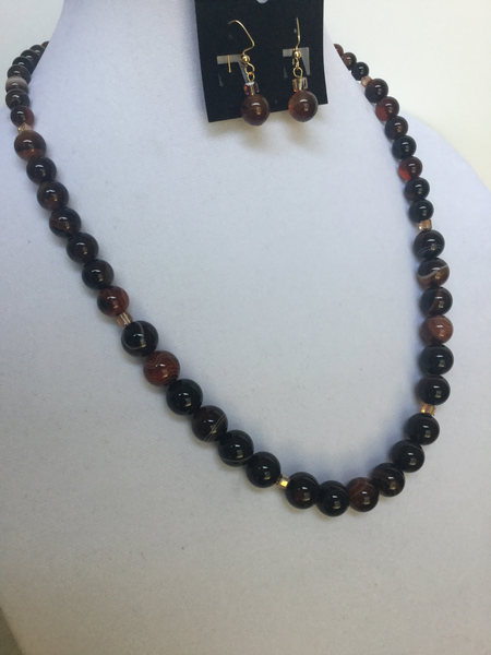 Banded Carnelian Graduated Necklace