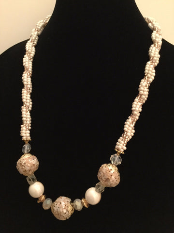 Pearly Shell-Studded Beads w/Pinkish Tone Necklace